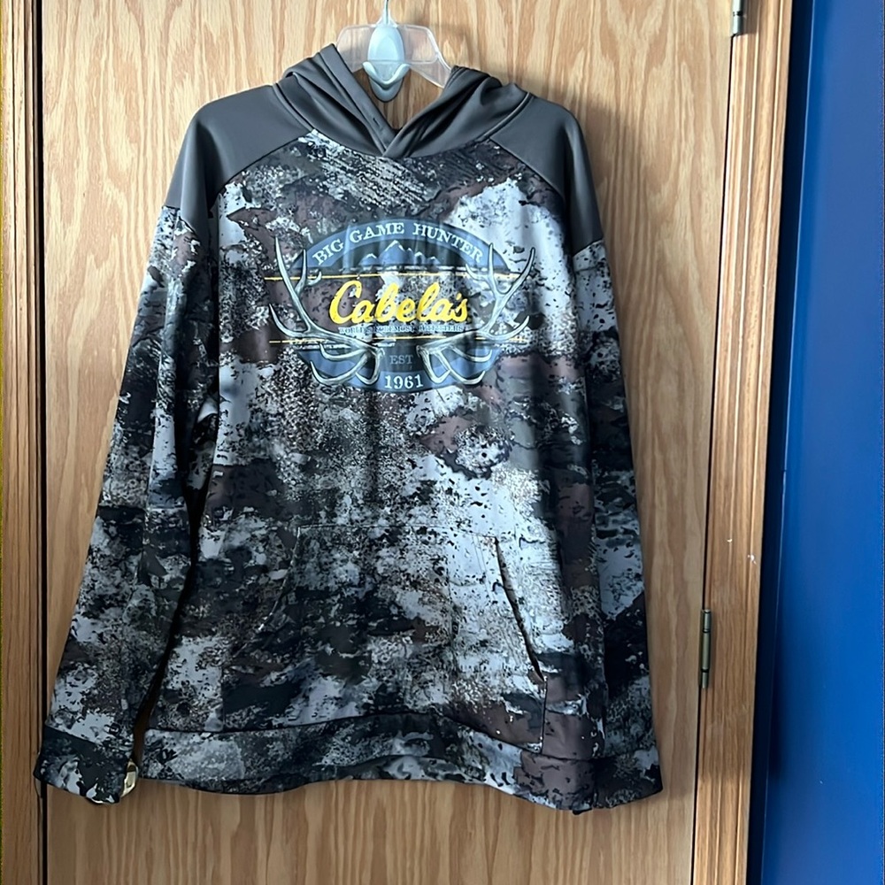 Cabela’s Sweatshirt